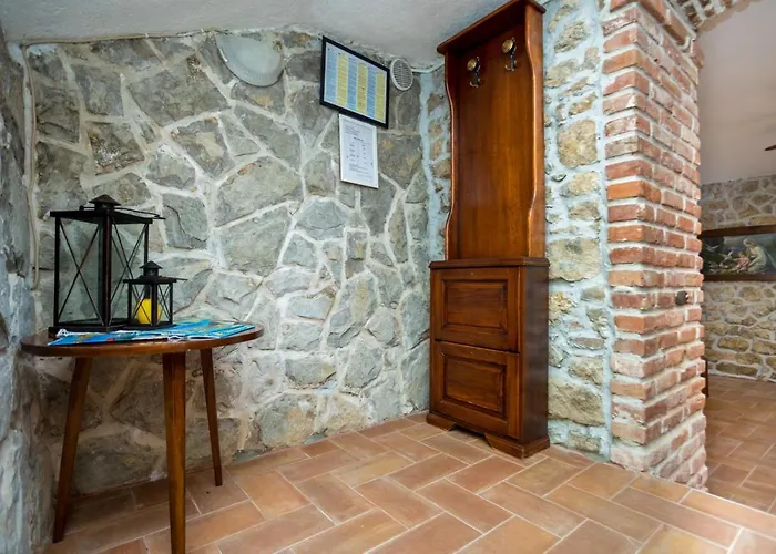 Rustical Nest Krk Old *